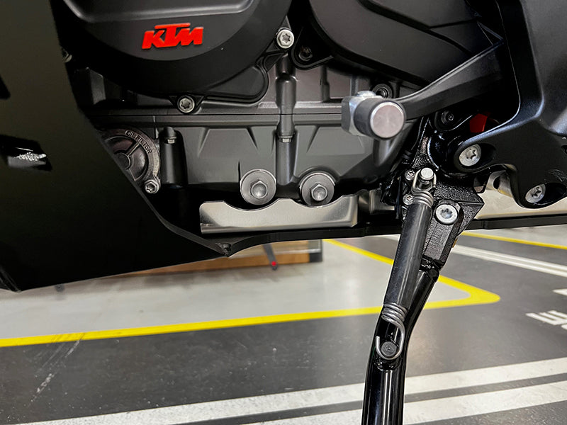 KTM 890 HDPE Skid Plate - E Line Plastic by AXP