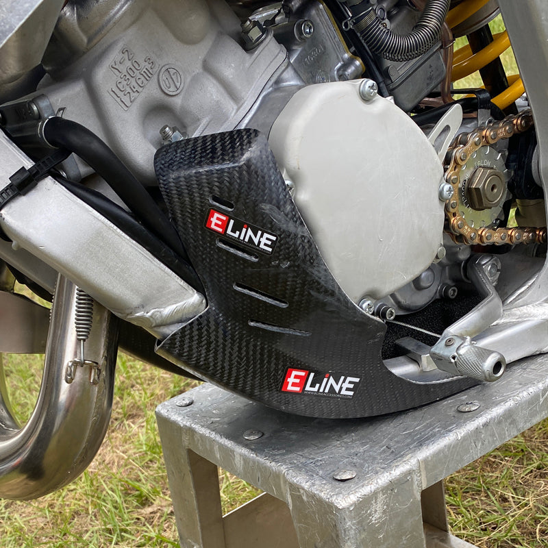 Side view of Yamaha YZ125 Carbon Fiber Skid Plate